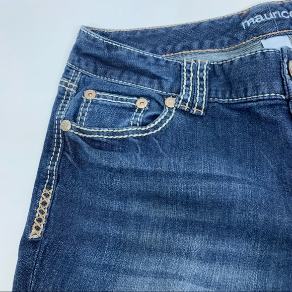 Maurices Contrast Stitch Embroidered Pocket Super Cropped Mid Rise Jeans 9/10 - Picture 3 of 13